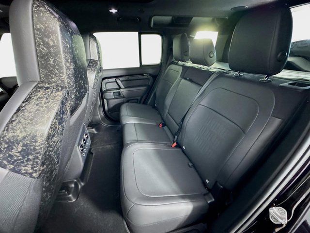New 2026 Land Rover Defender 110 OCTA AWD/4WD image 24