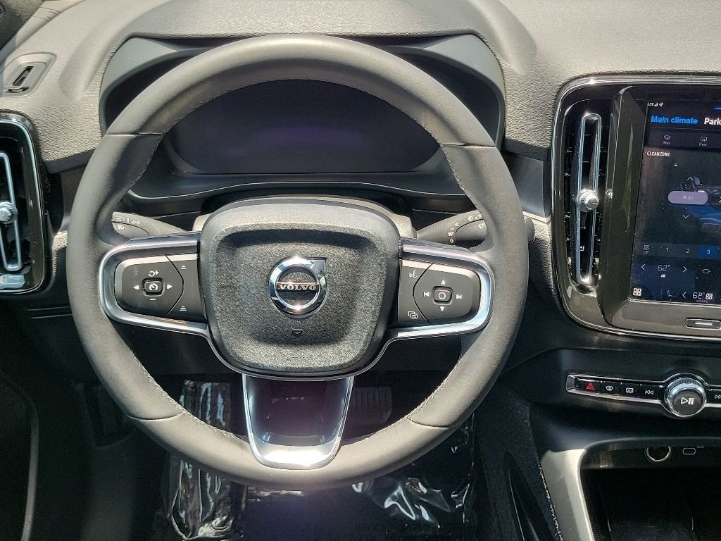 Used 2023 Volvo C40 P8 Recharge Plus AWD/4WD image 17