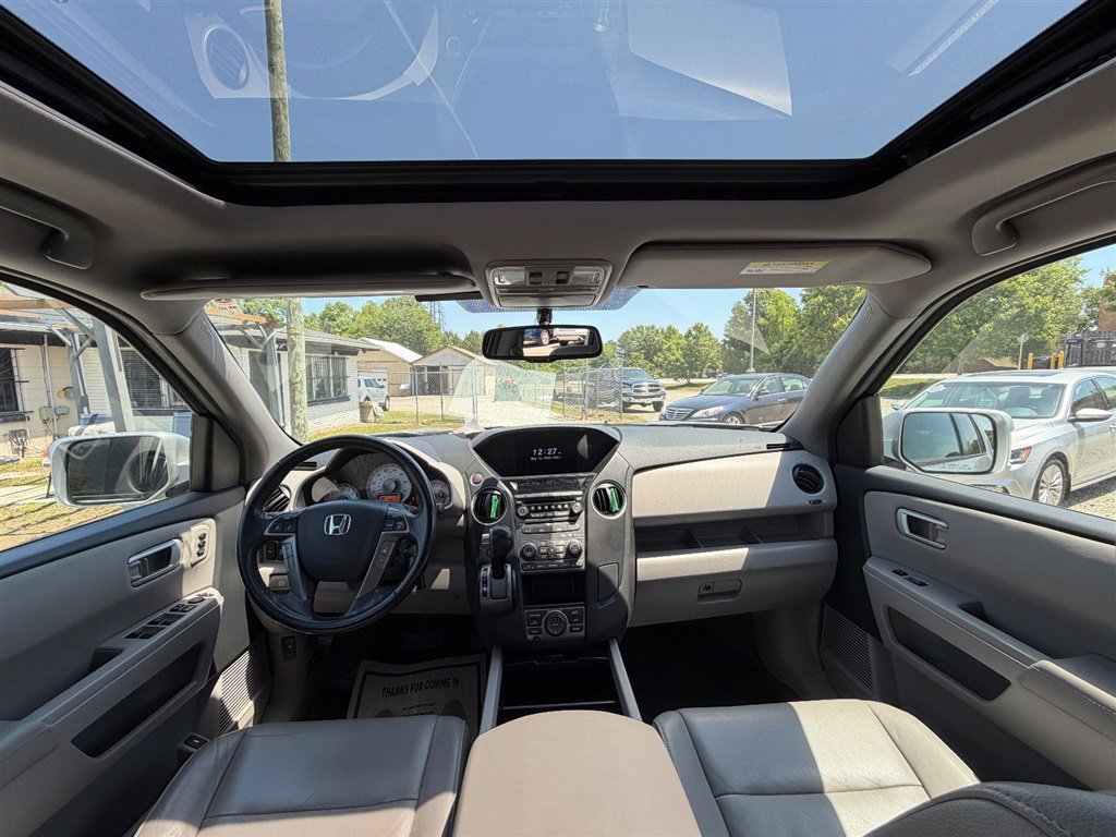 Used 2014 Honda Pilot Touring image 30