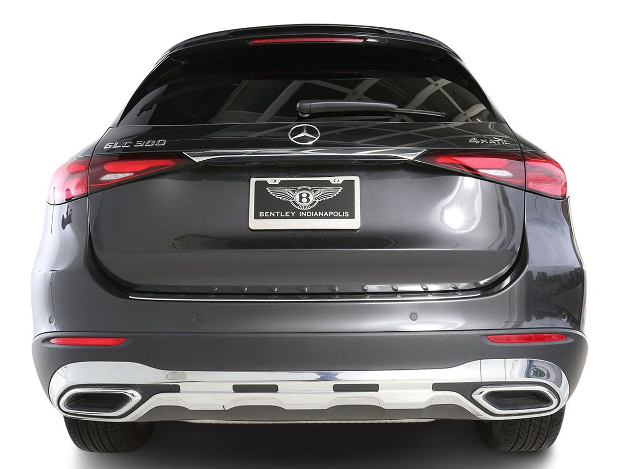 Used 2025 Mercedes-Benz GLC 300 4MATIC image 8