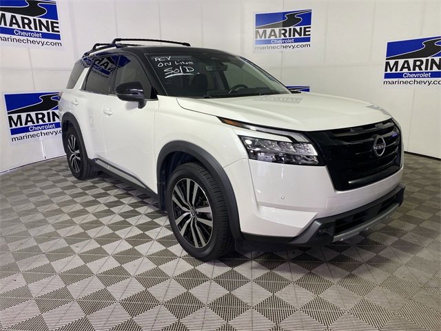 Used 2023 Nissan Pathfinder Platinum