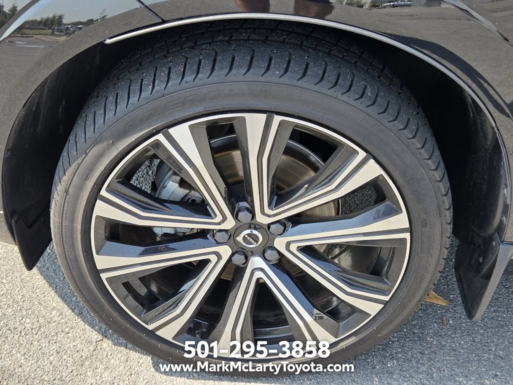 Used 2023 Volvo XC60 B5 Ultimate w/ Climate Package AWD/4WD image 17