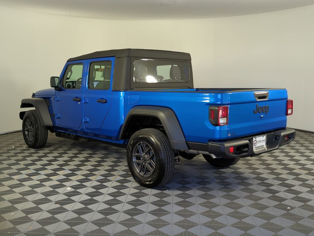 New 2026 Jeep Gladiator Sport AWD/4WD image 7