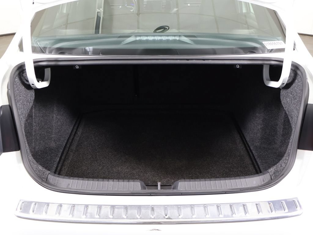 Used 2023 Volkswagen Jetta Sport FWD image 17