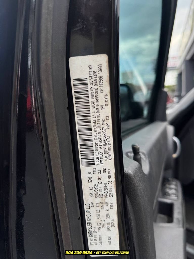 Used 2011 Dodge Nitro Heat w/ Popular Equipment Group RWD image 19
