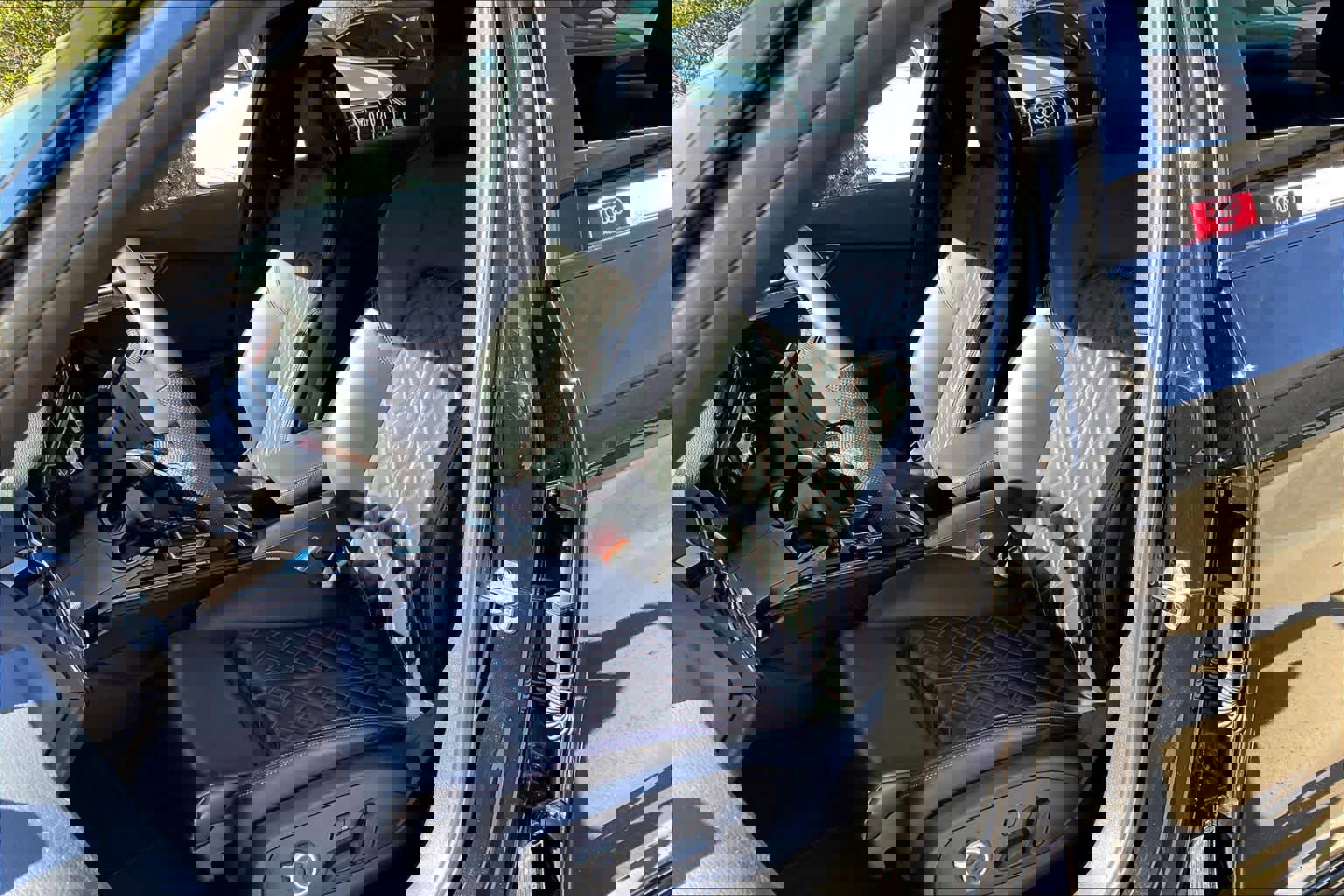 Used 2023 Audi S4 Prestige w/ Prestige Package image 7