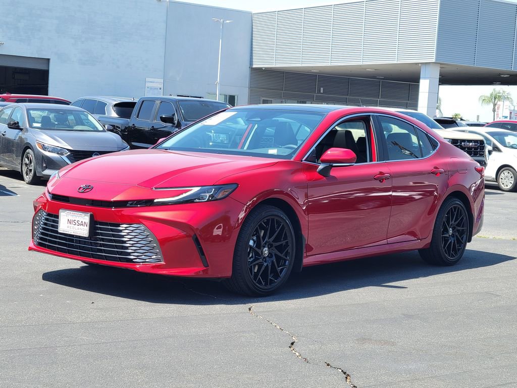 Used 2026 Toyota Camry XLE image 2