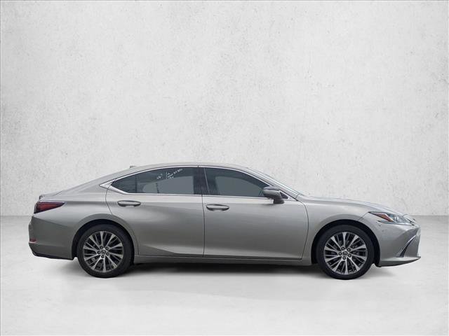 Used 2019 Lexus ES 350 w/ Premium Package image 4