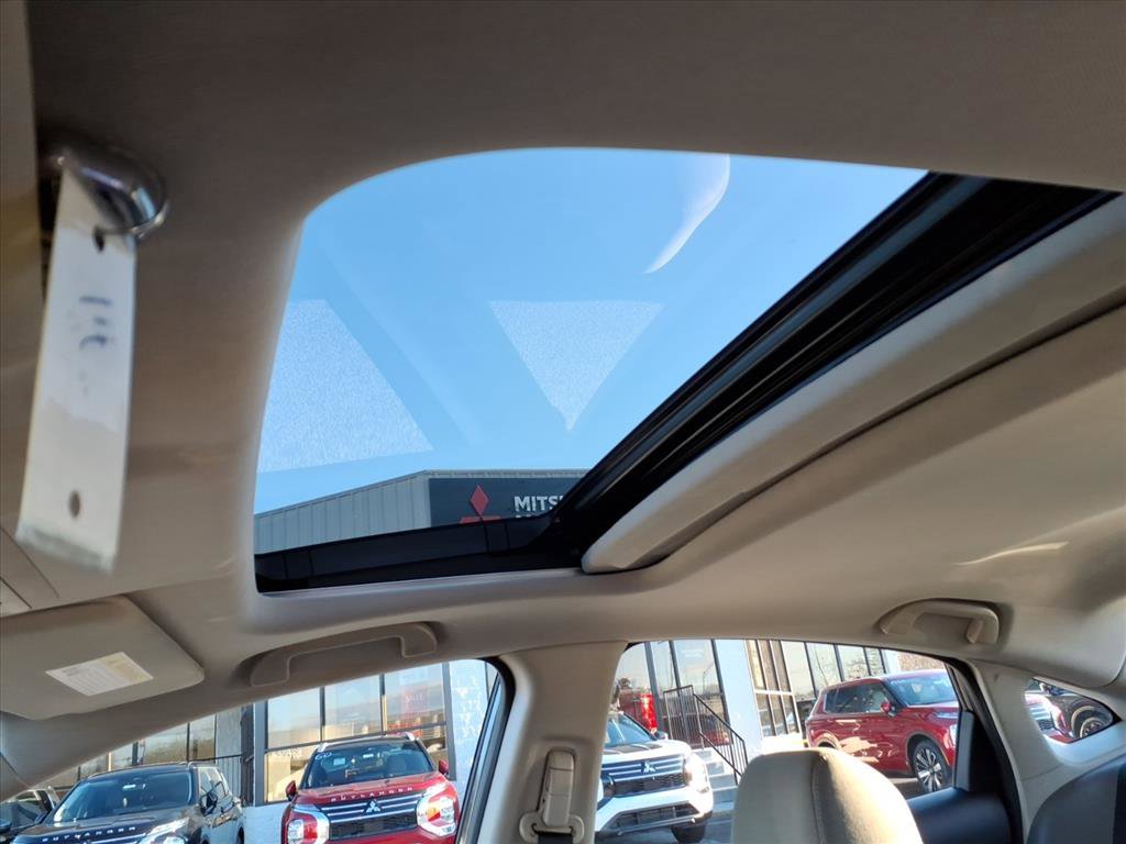 Used 2019 Honda Civic EX image 9