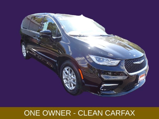 Certified 2026 Chrysler Pacifica Select FWD image 1