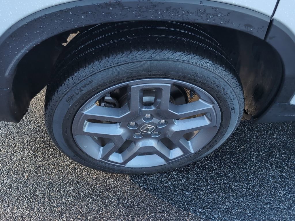 Used 2023 Honda Passport EX-L image 10