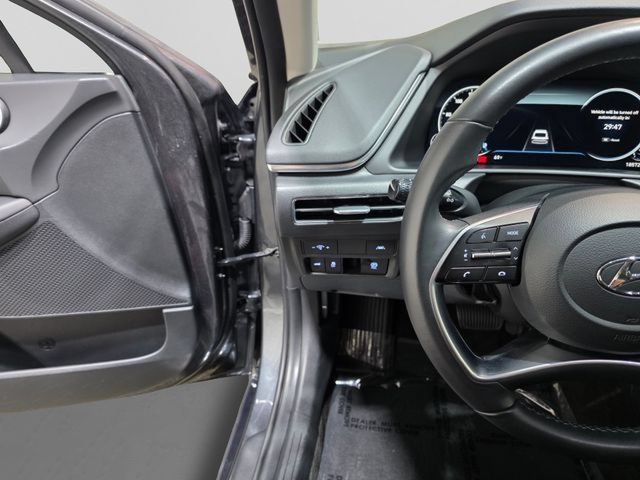 Used 2023 Hyundai Sonata SEL w/ Convenience Package FWD image 16