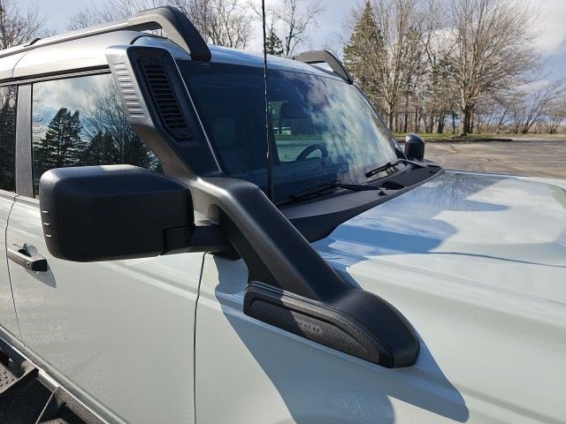 Used 2022 Ford Bronco Everglades image 11