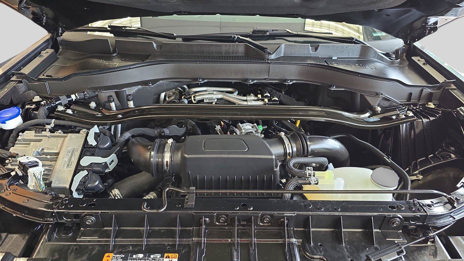 Used 2025 Ford Explorer ST w/ Sun And Sound Package AWD/4WD image 30