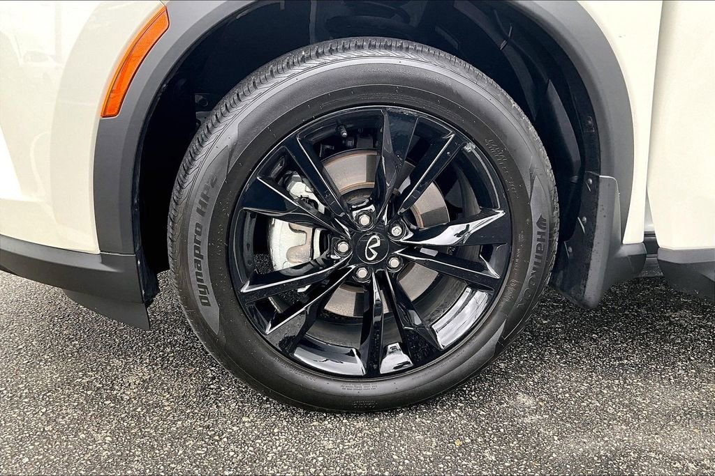 Certified 2025 INFINITI QX60 Luxe w/ Black Edition image 13