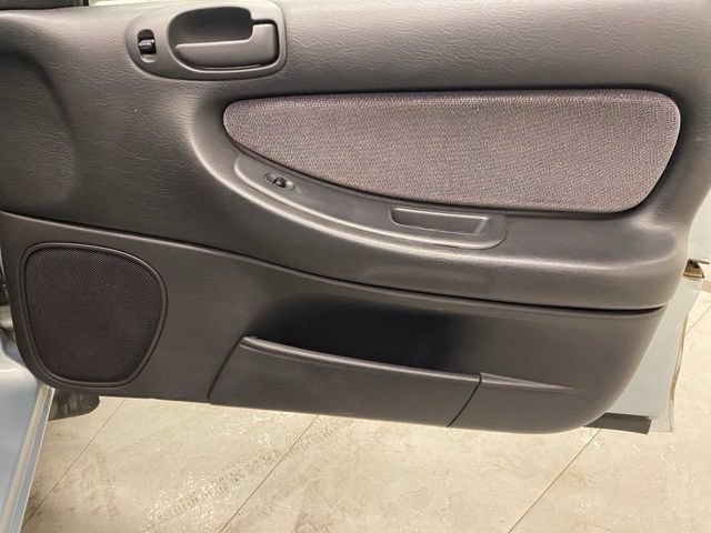 Used 2002 Chrysler Sebring LX FWD image 22