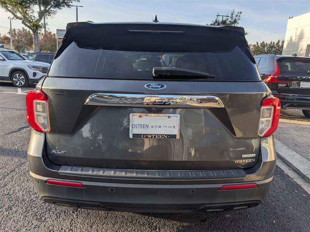 Used 2020 Ford Explorer XLT image 11