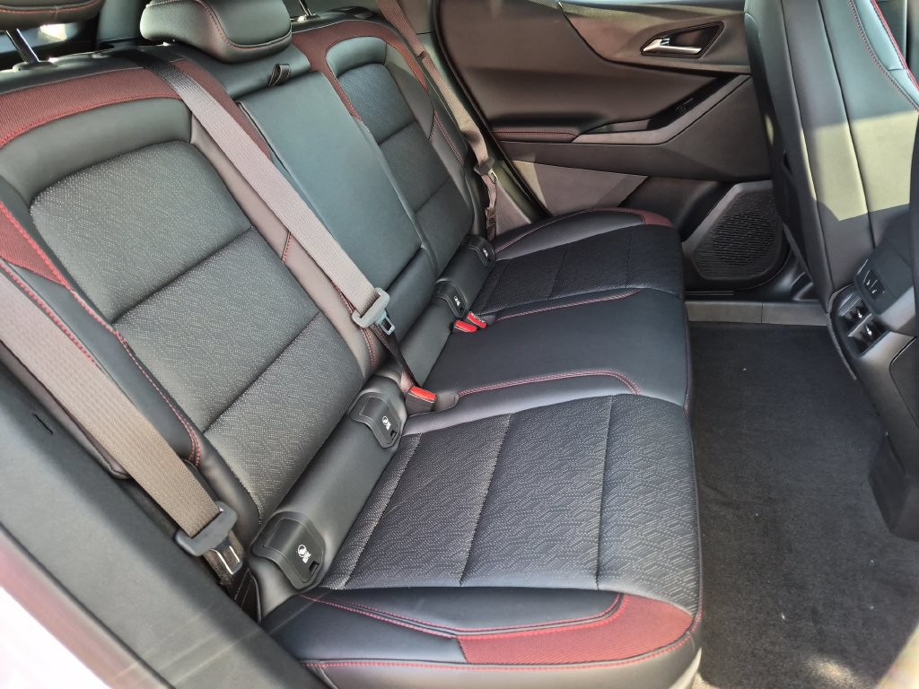 New 2027 Chevrolet Equinox RS w/ Convenience Package III AWD/4WD image 26