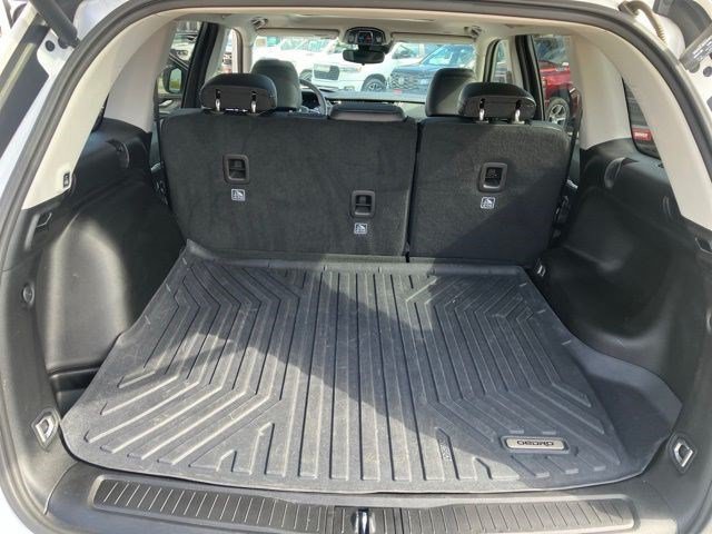 Certified 2024 Jeep Grand Cherokee Limited w/ Black Appearance Package AWD/4WD image 24