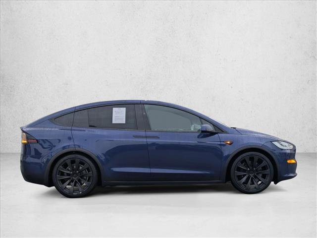 Used 2022 Tesla Model X image 4