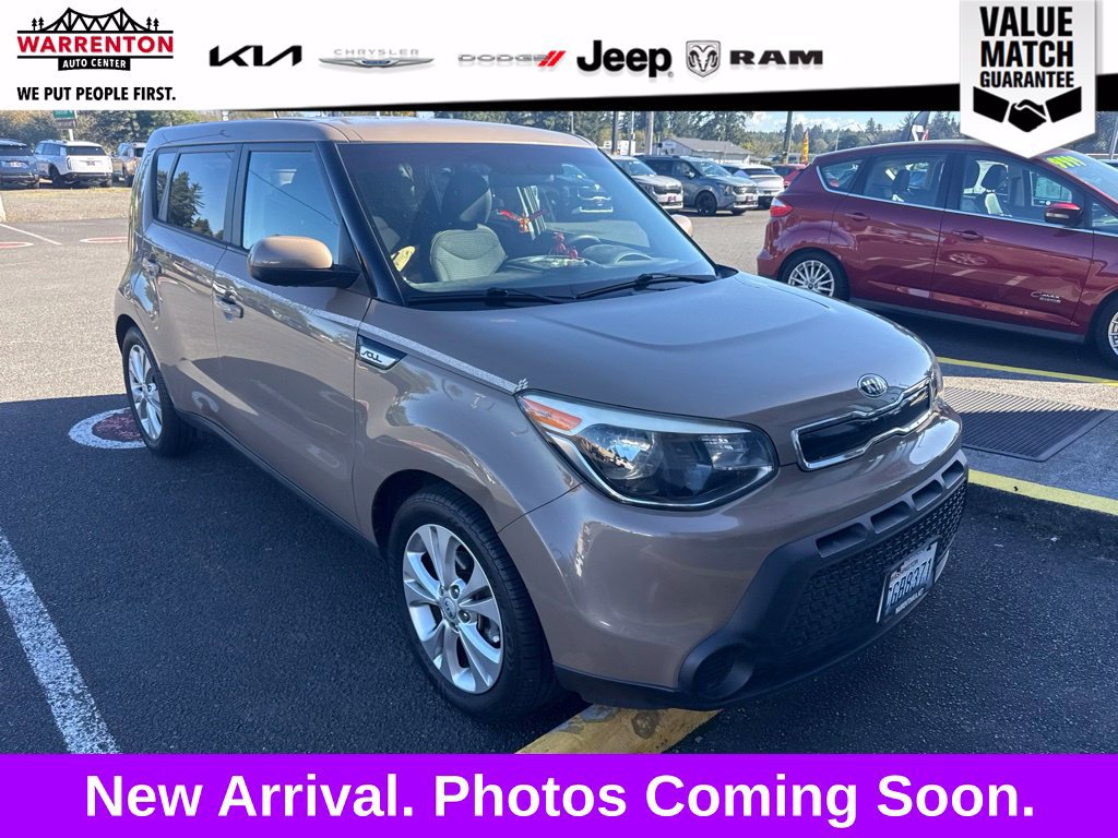 Used 2015 Kia Soul + FWD image 5