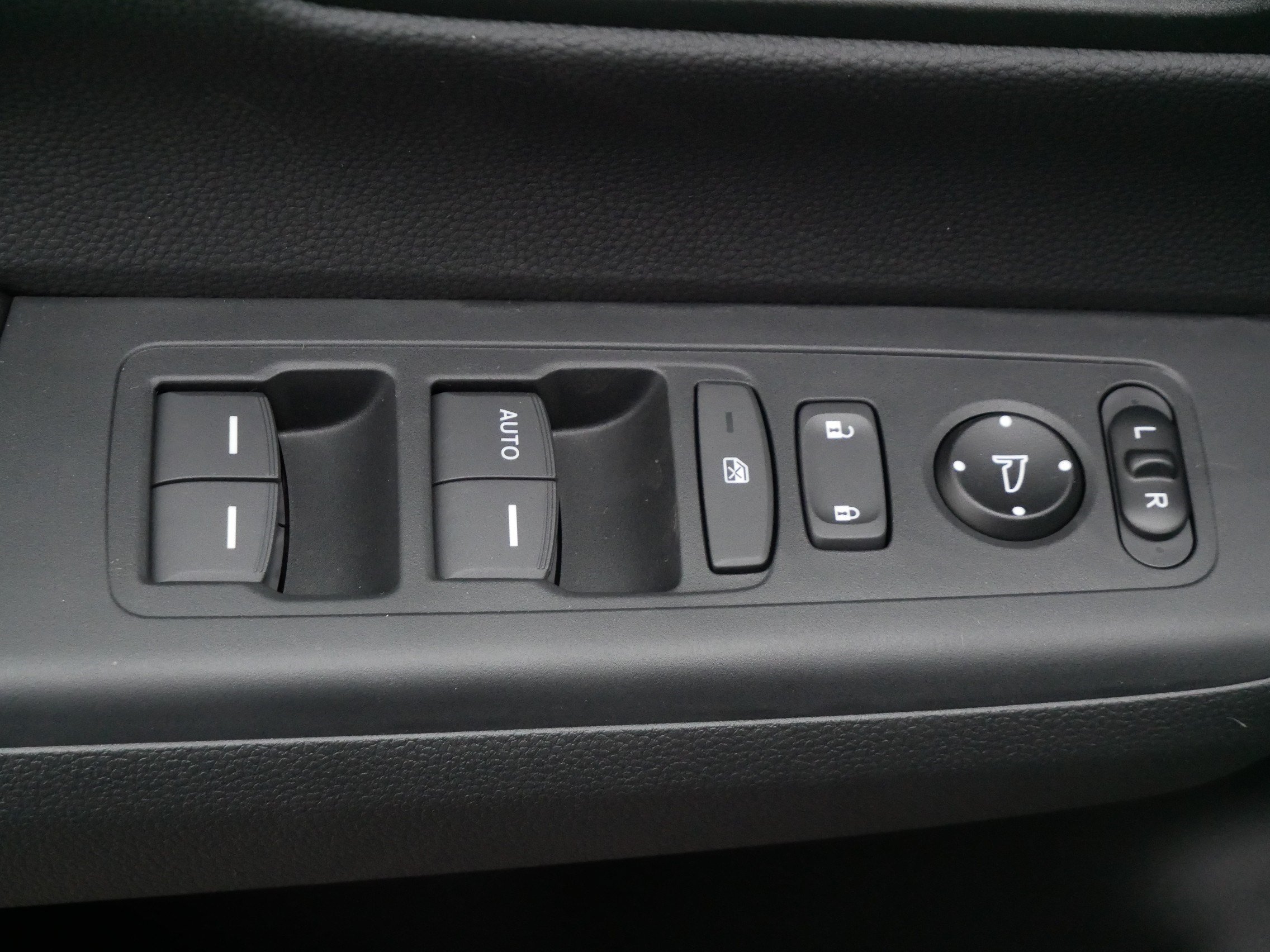New 2027 Honda CR-V LX image 15
