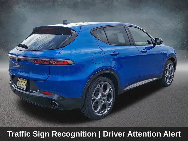 Used 2024 Alfa Romeo Tonale Veloce AWD/4WD image 5