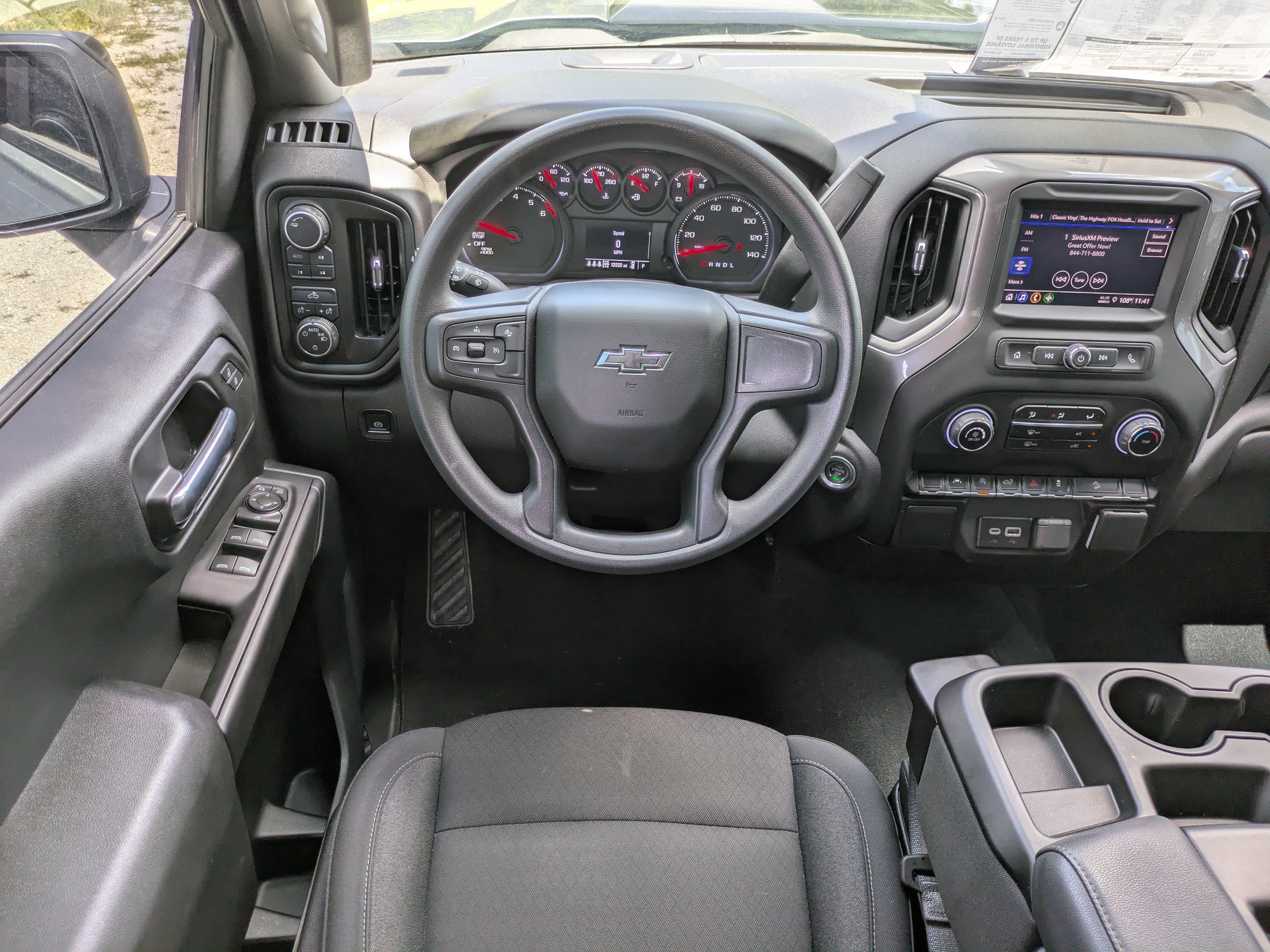 Used 2025 Chevrolet Silverado 1500 Custom Trail Boss w/ Turbomax Blackout Package AWD/4WD image 15