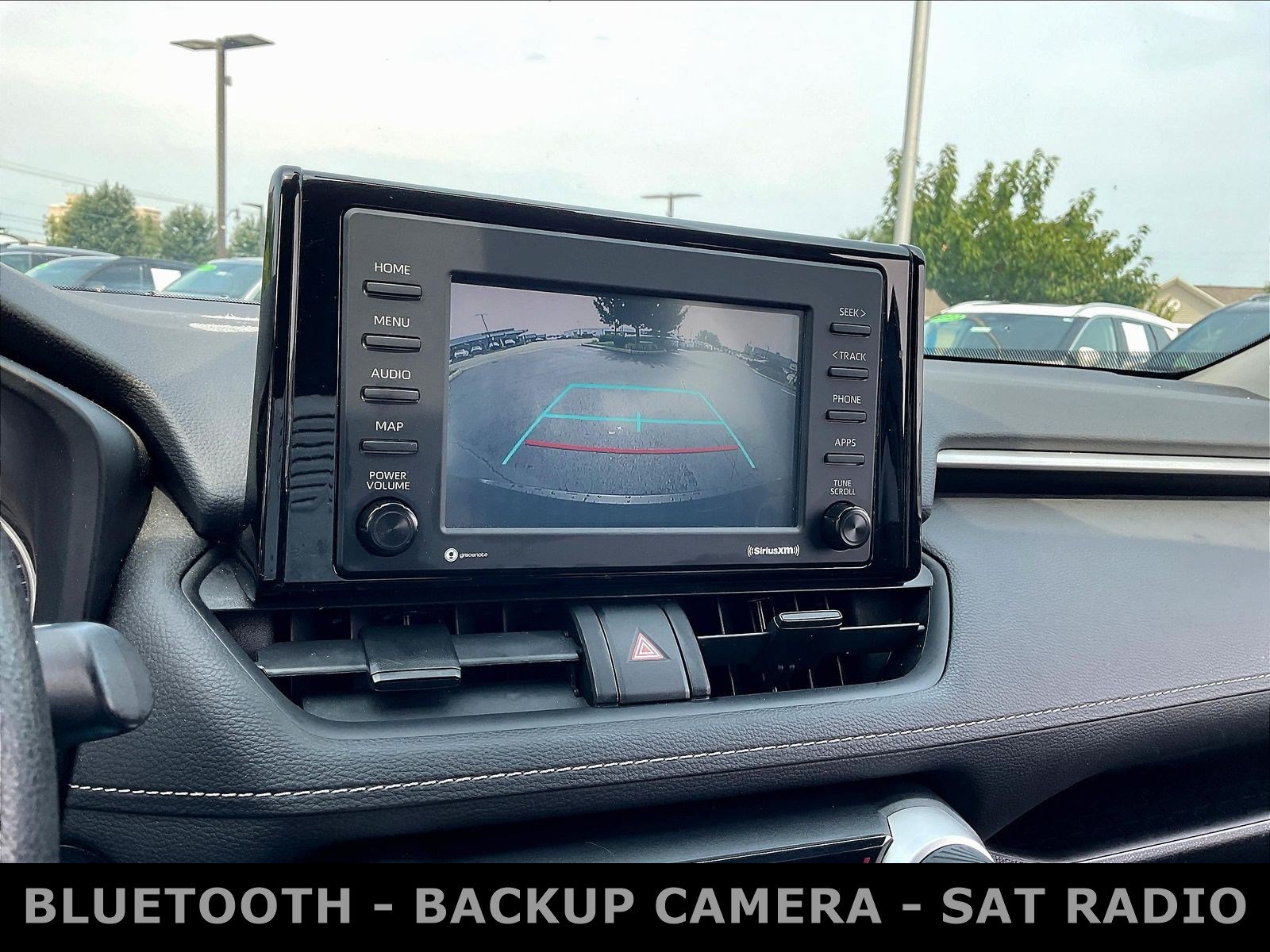 Used 2020 Toyota RAV4 LE AWD/4WD image 15