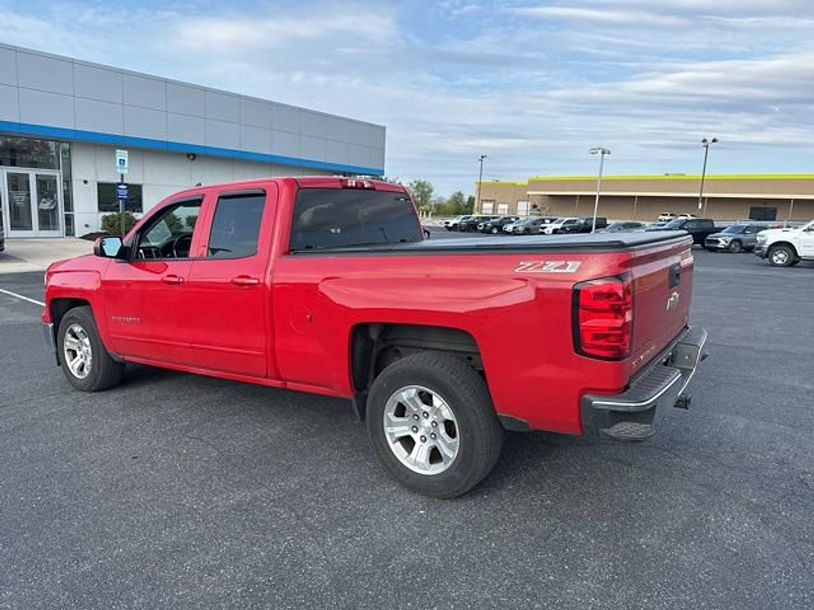 Used 2015 Chevrolet Silverado 1500 LT w/ All Star Edition AWD/4WD image 6