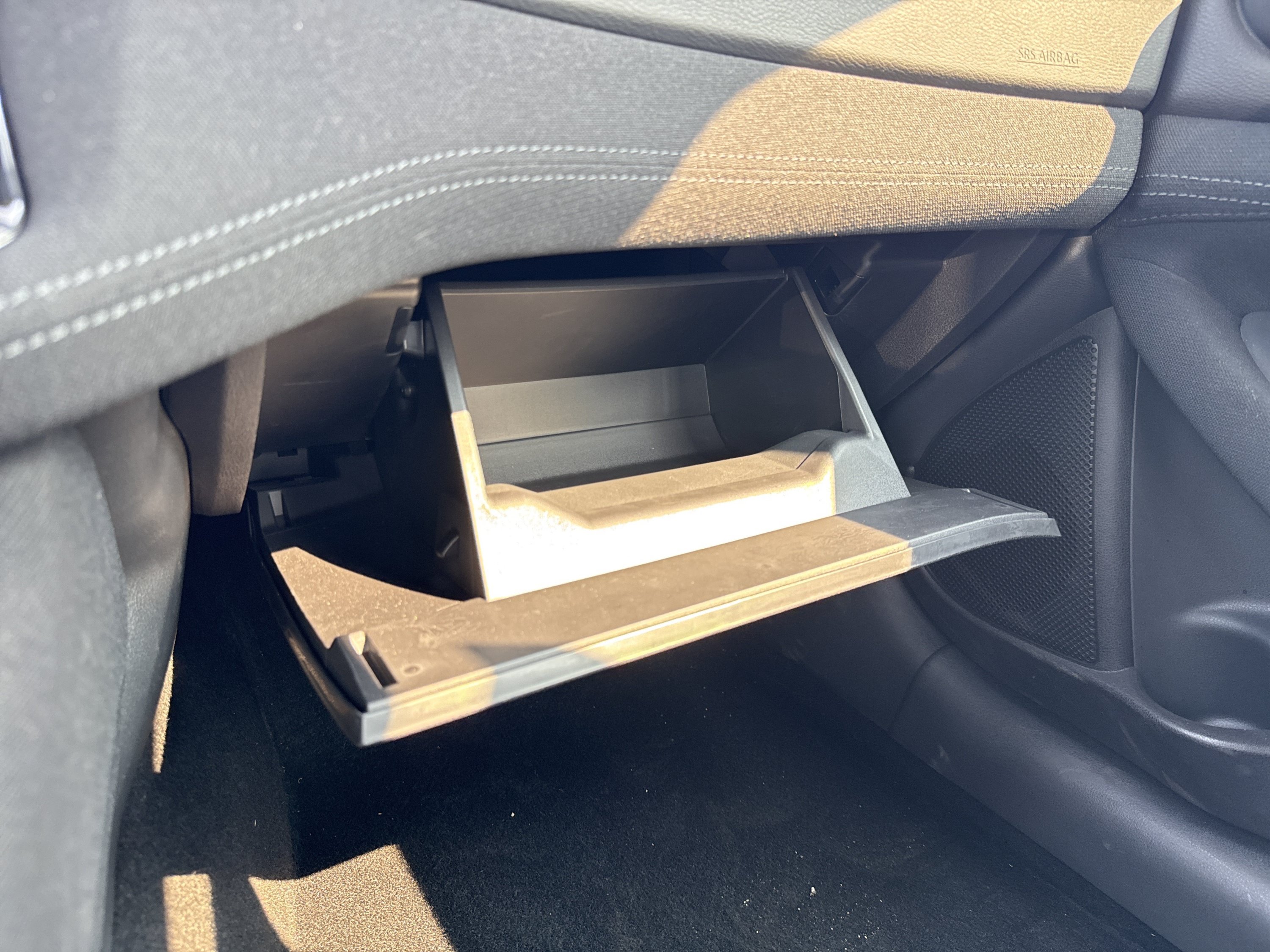 Used 2025 Nissan Z Sport w/ Floor Mat Package RWD image 19