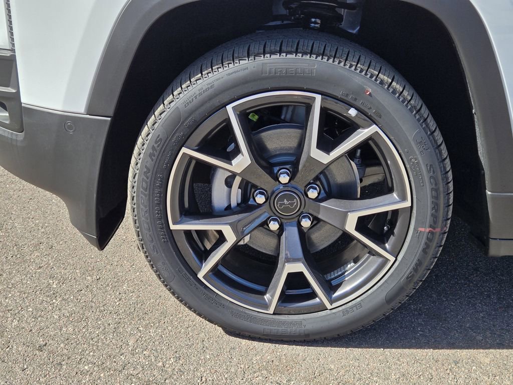 New 2026 Jeep Cherokee Overland image 7