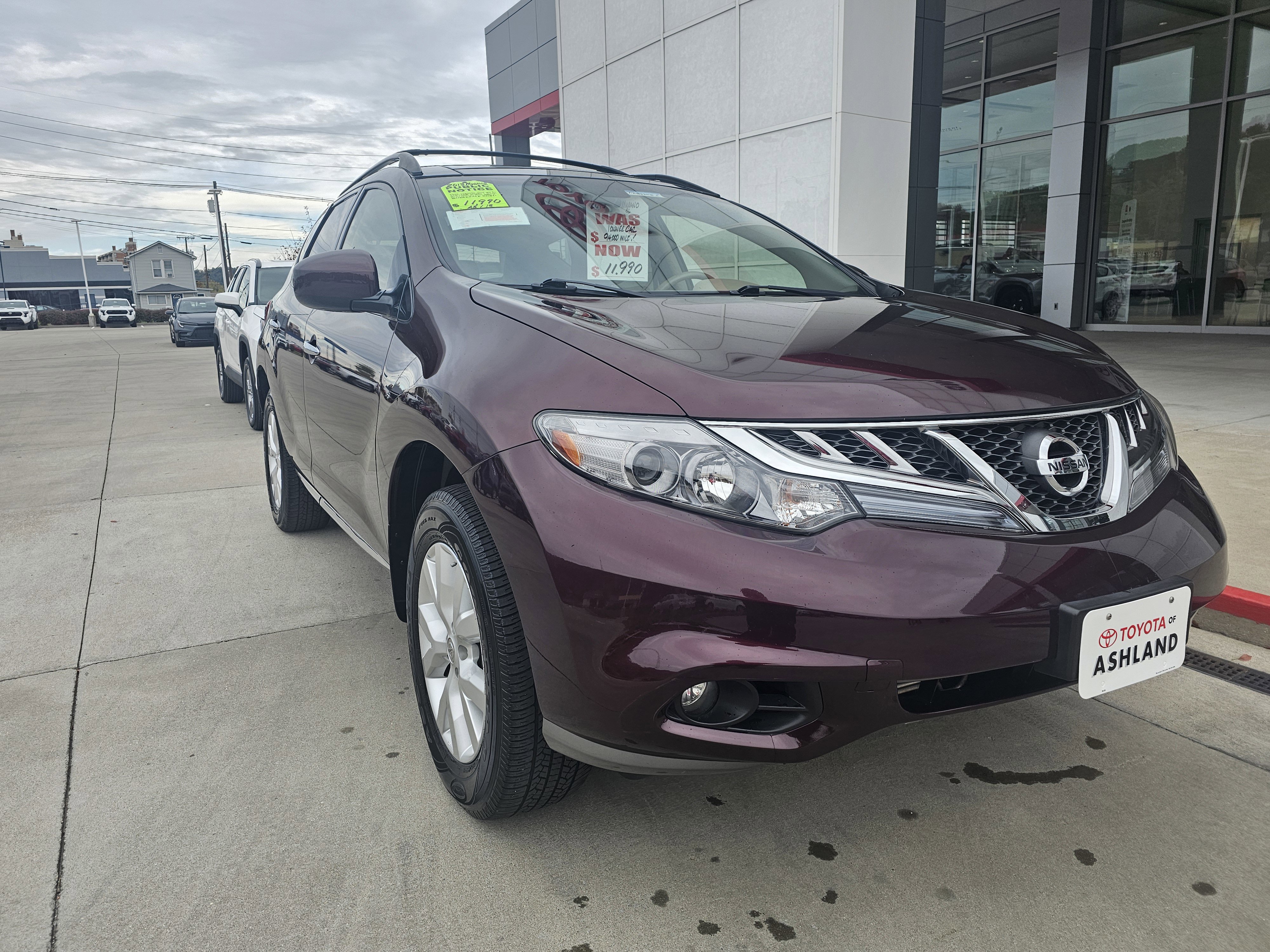 Used 2013 Nissan Murano SL w/ Navigation Pkg image 2