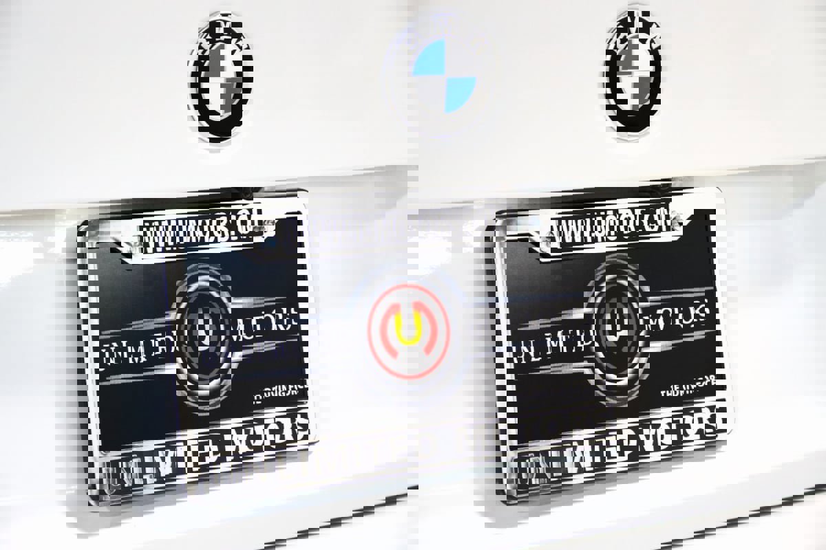 Used 2018 BMW M4 Convertible image 15