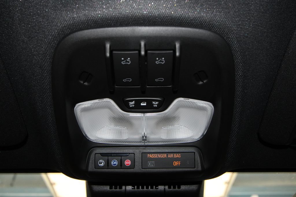 Used 2023 Chevrolet Colorado ZR2 w/ ZR2 Convenience Package III AWD/4WD image 18