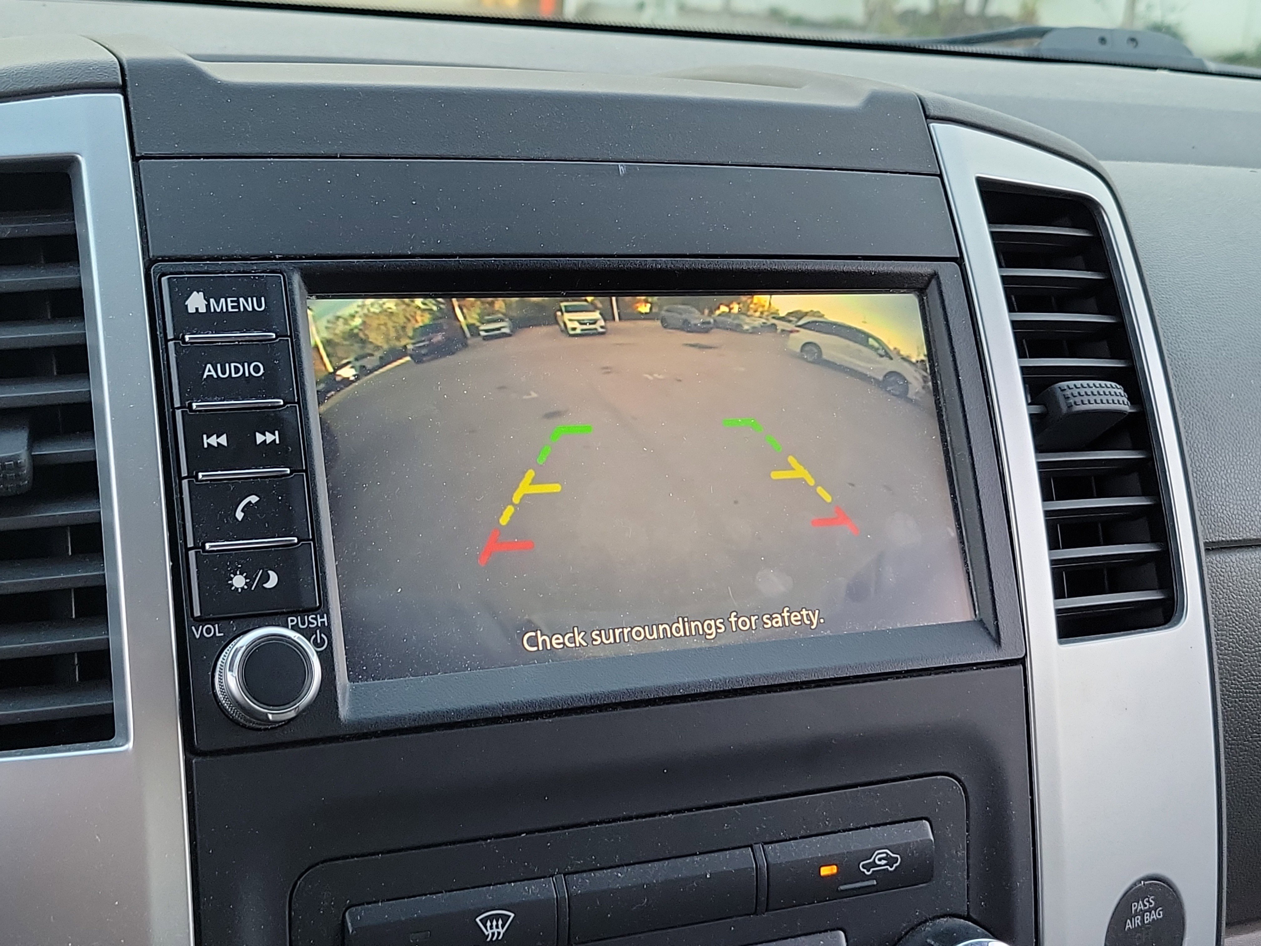 Used 2019 Nissan Frontier SV image 26