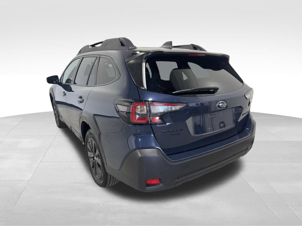 Used 2025 Subaru Outback Onyx Edition AWD/4WD image 38