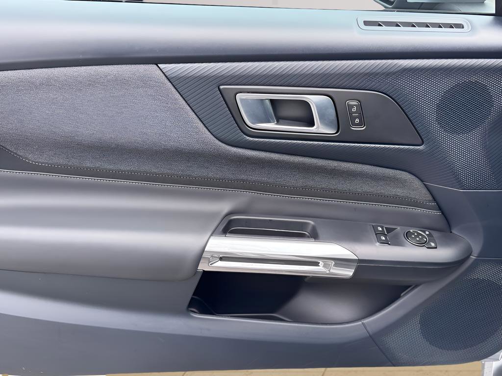Used 2024 Ford Mustang GT image 27