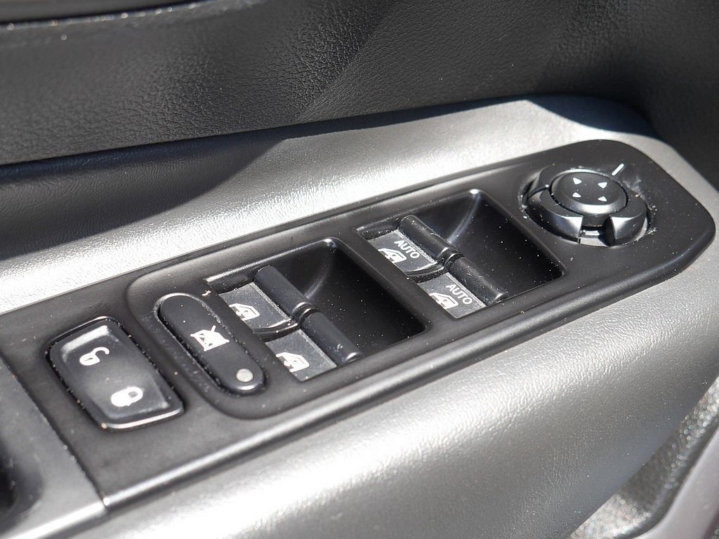 Used 2020 Jeep Renegade Limited AWD/4WD image 26