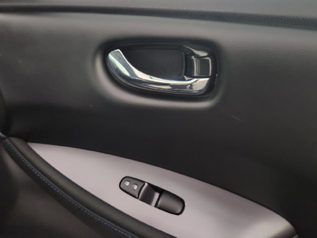 Used 2025 Nissan Leaf S FWD image 14
