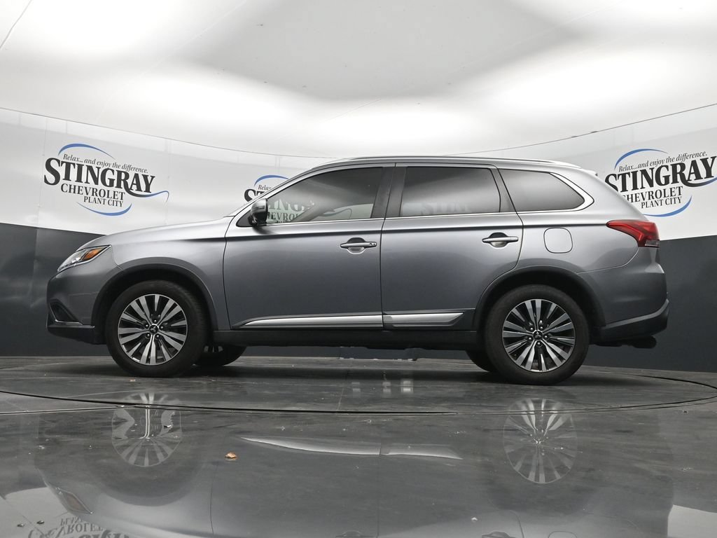 Used 2020 Mitsubishi Outlander SEL AWD/4WD image 29