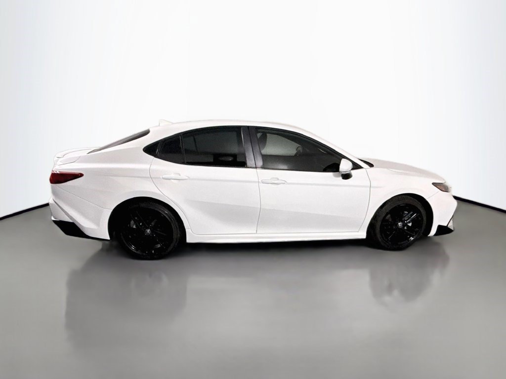 Used 2025 Toyota Camry SE w/ Convenience Package FWD image 11