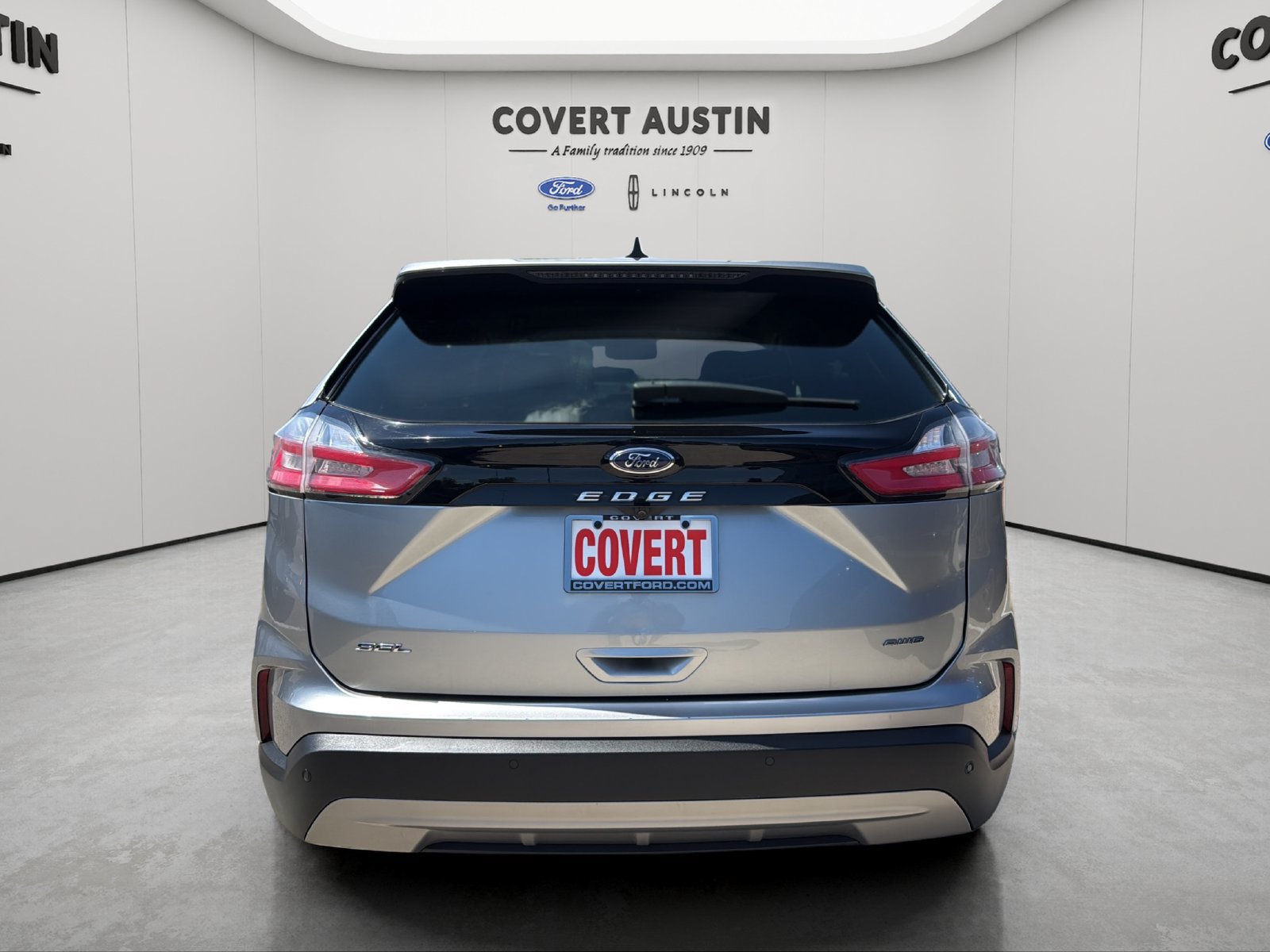 Certified 2024 Ford Edge SEL AWD/4WD image 4