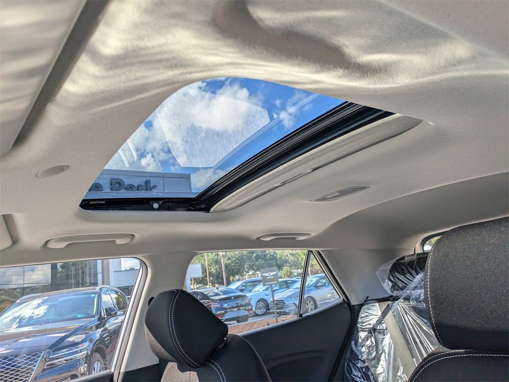 New 2026 Hyundai Venue SEL image 20