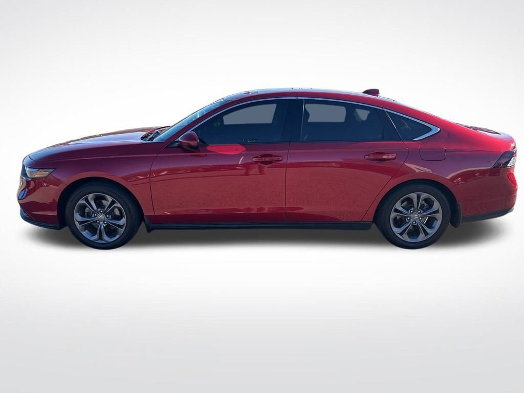Used 2024 Honda Accord EX image 2