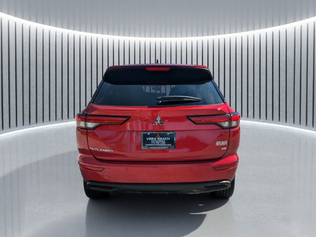 Used 2023 Mitsubishi Outlander SE FWD image 5