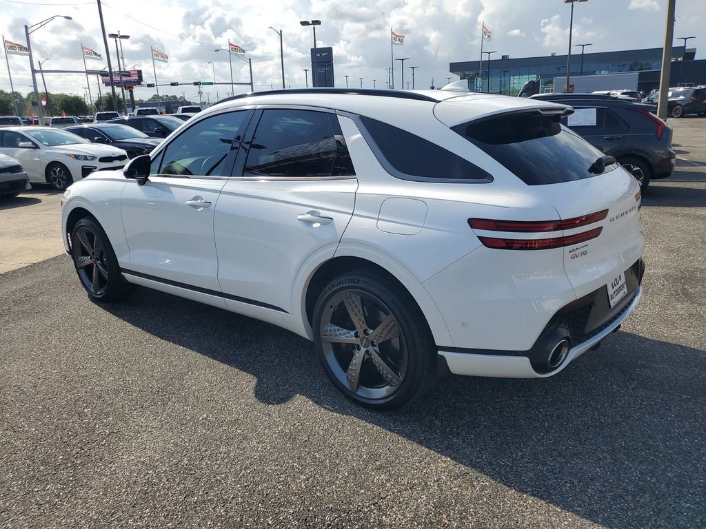 Used 2024 Genesis GV70 3.5T Sport w/ Sport Advanced Package image 3