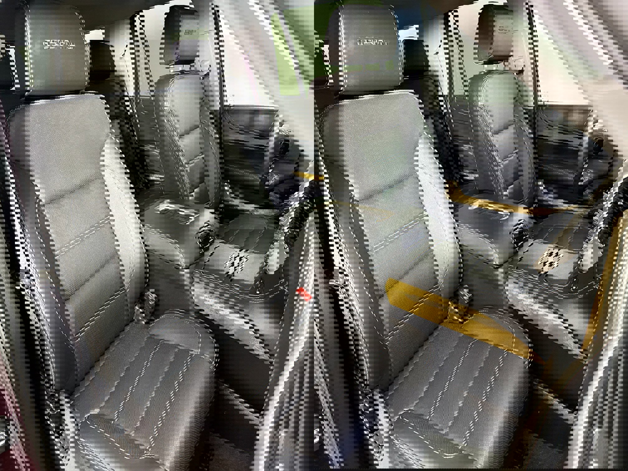 Used 2017 GMC Yukon Denali w/ Open Road Package image 33