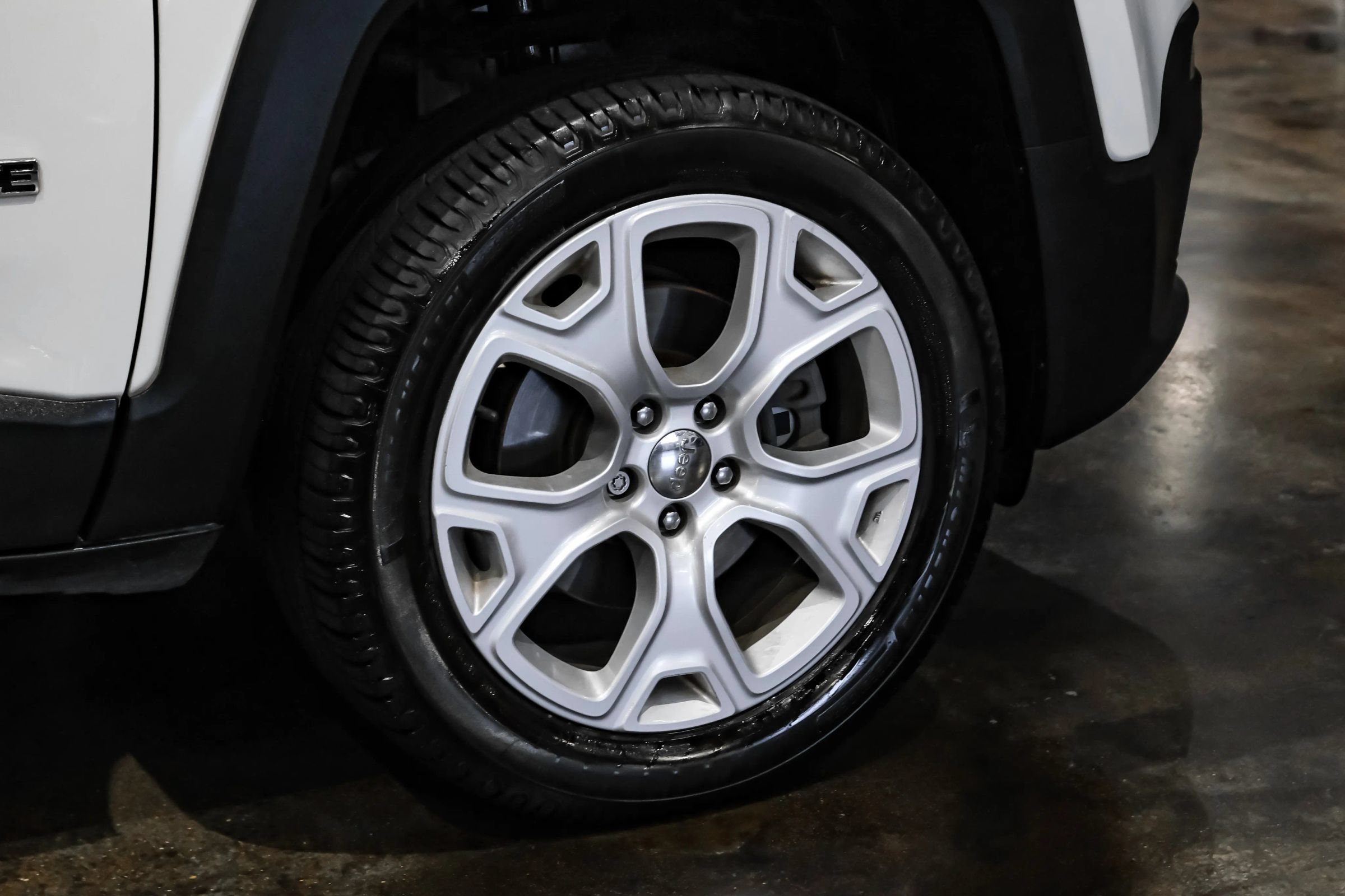 Used 2018 Jeep Renegade Limited w/ Advanced Technology Group AWD/4WD image 51