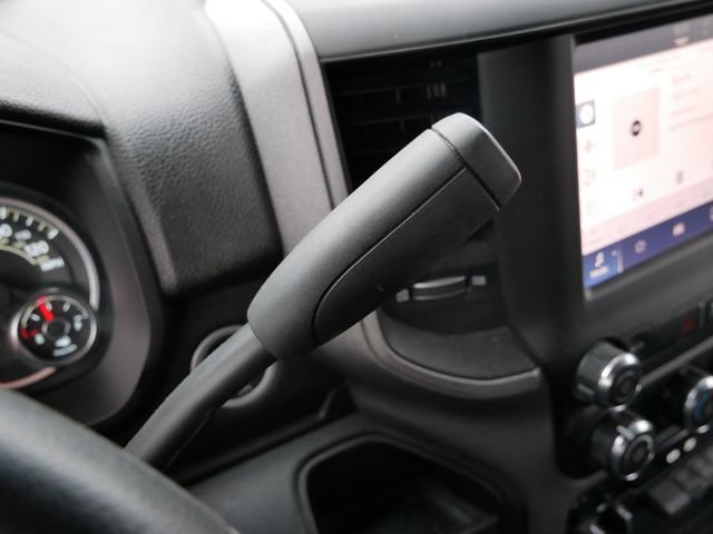 Used 2024 RAM 3500 Tradesman w/ Chrome Appearance Group image 29